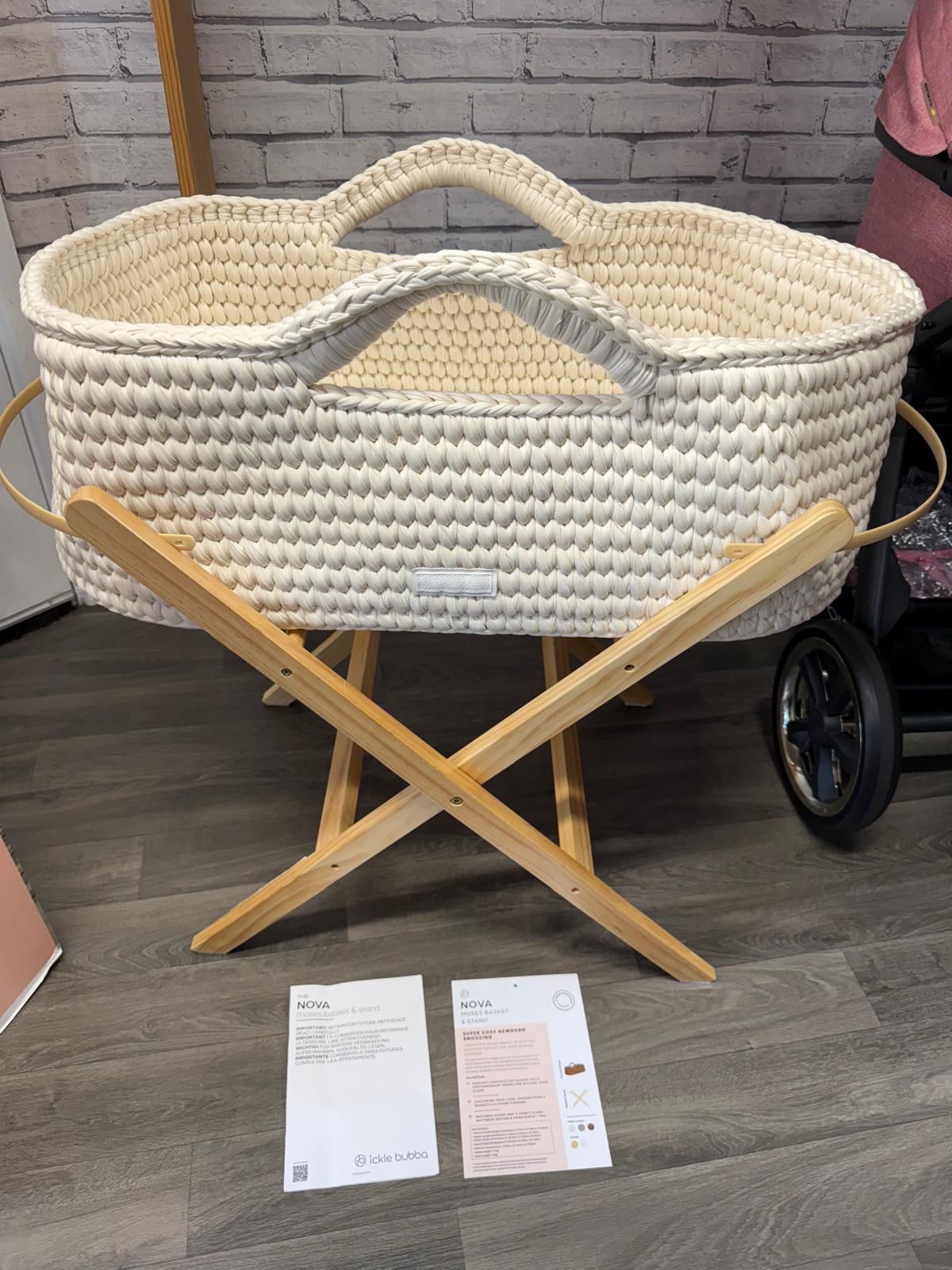 ICKLE BUBBA
NOVA MOSES BASKET IN CLOUD ☁️ (NEW ) (AVAILABLE TO ORDER)