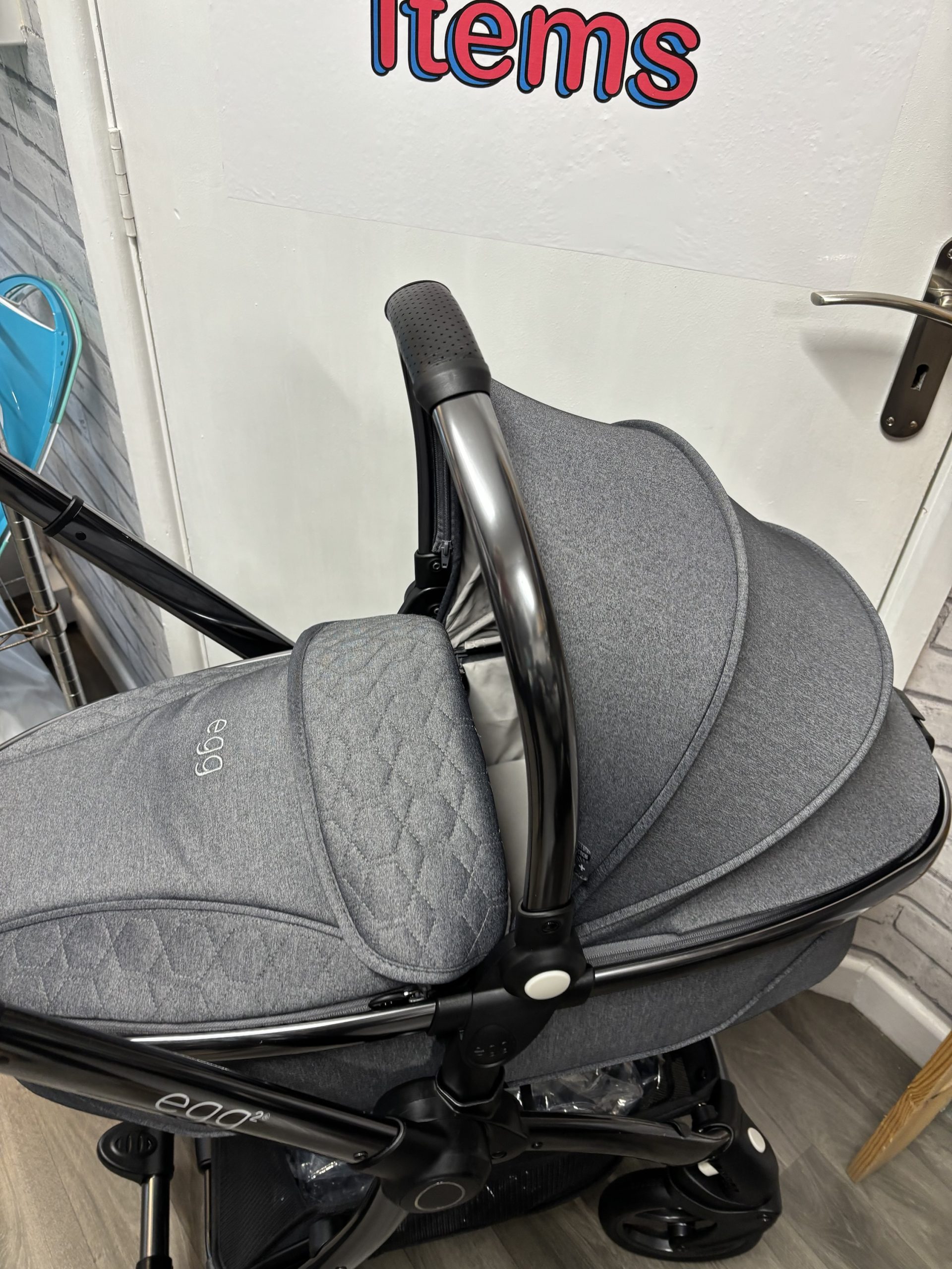 PRE LOVED EGG2 QUARTZ IN IMMACULATE CONDITION. - Image 10