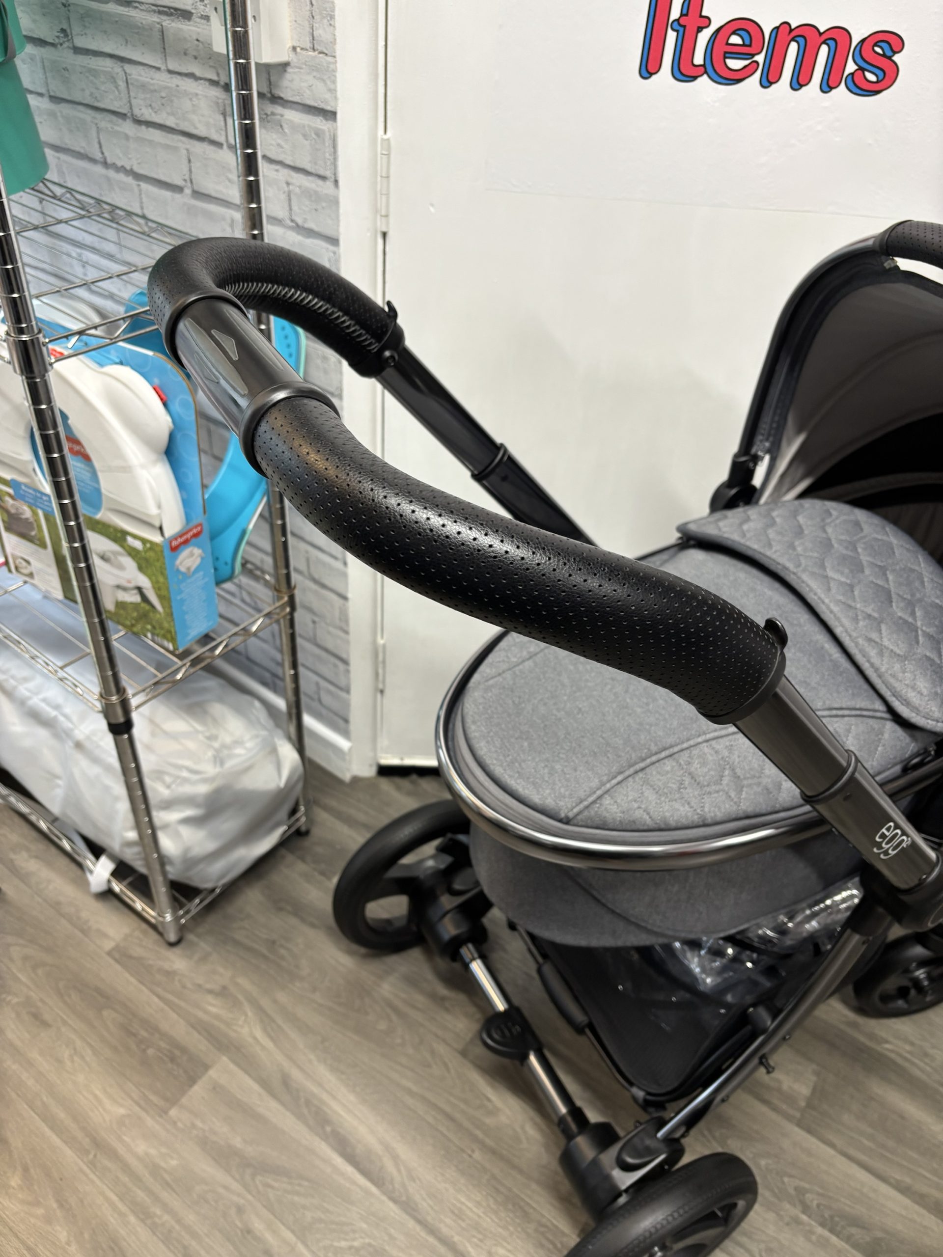 PRE LOVED EGG2 QUARTZ IN IMMACULATE CONDITION. - Image 9