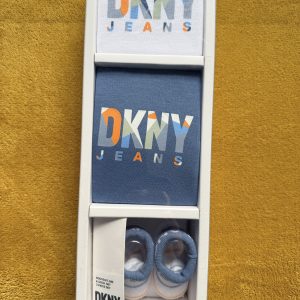 DKNY 3 piece set multi coloured